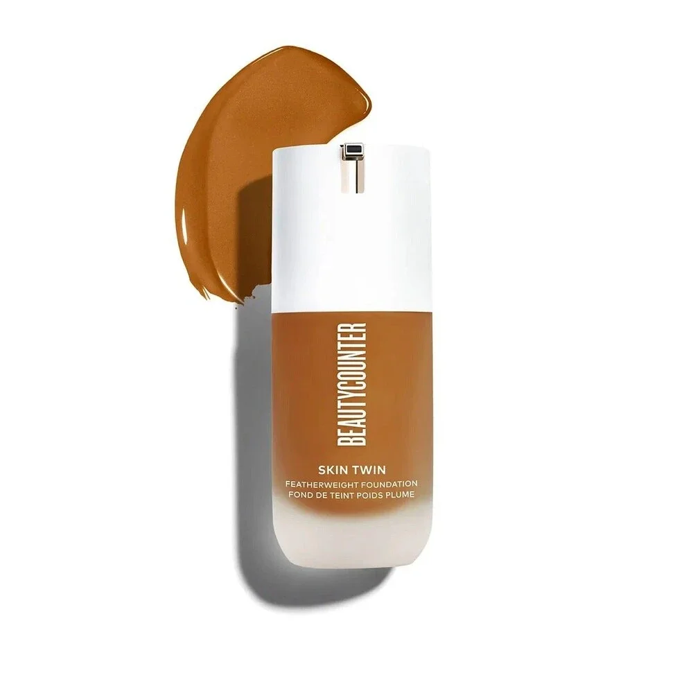 Beautycounter Skin Twin Featherweight Foundation in #450 TAN